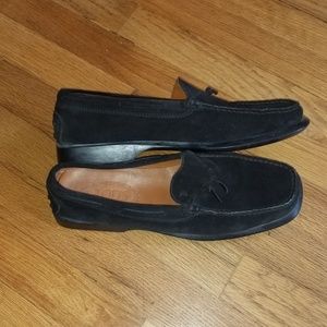 New condition!- Tod's Suede Loafer
